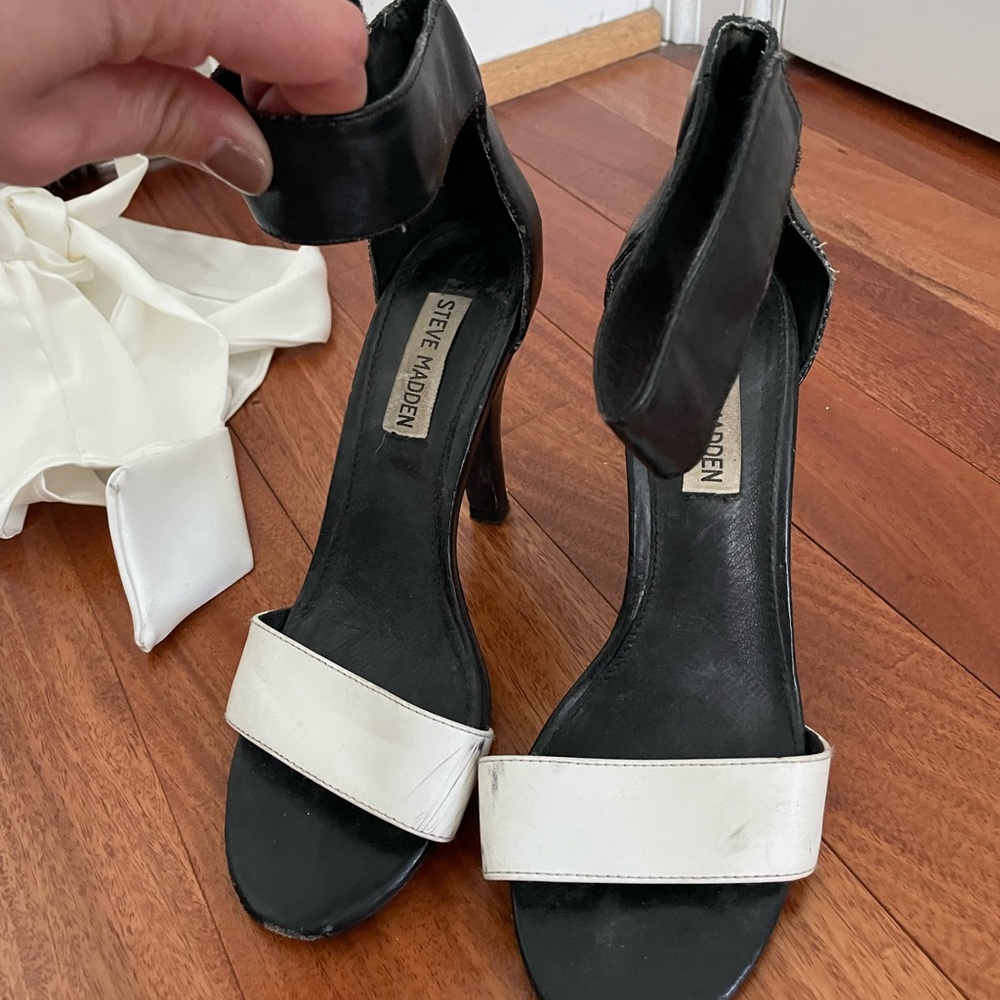 Steve madden black and white heels